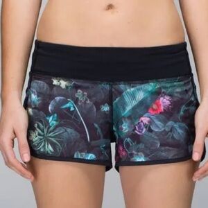 lululemon athletica curious jungle short